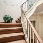 Edifício vazio à venda em Lisboa, incluindo negócio hoteleiro