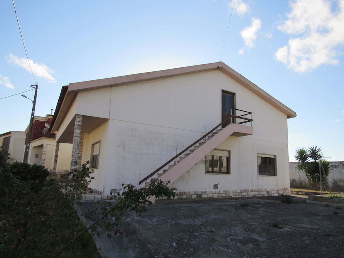 House for refurbishment Lourinha