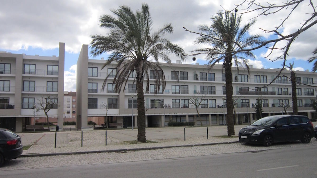 Apartamento T3 semi-novo moderno no Pinhal Novo