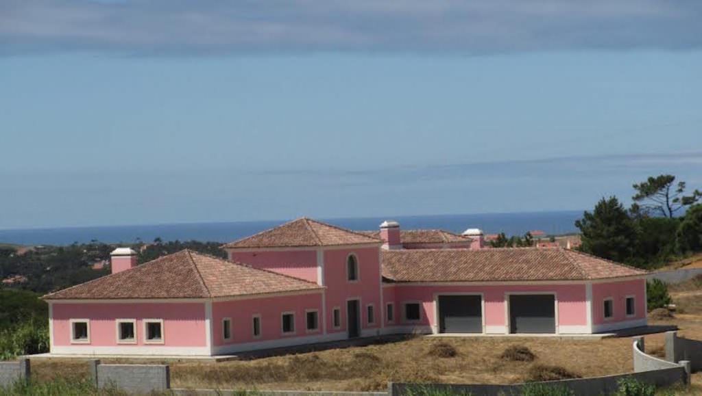 Property for sale in Lisbon Coast Villas Luz Portuguese Real Estate