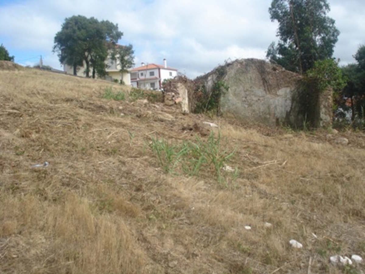 Refurbishment property near Caldas da Rainha and Obidos