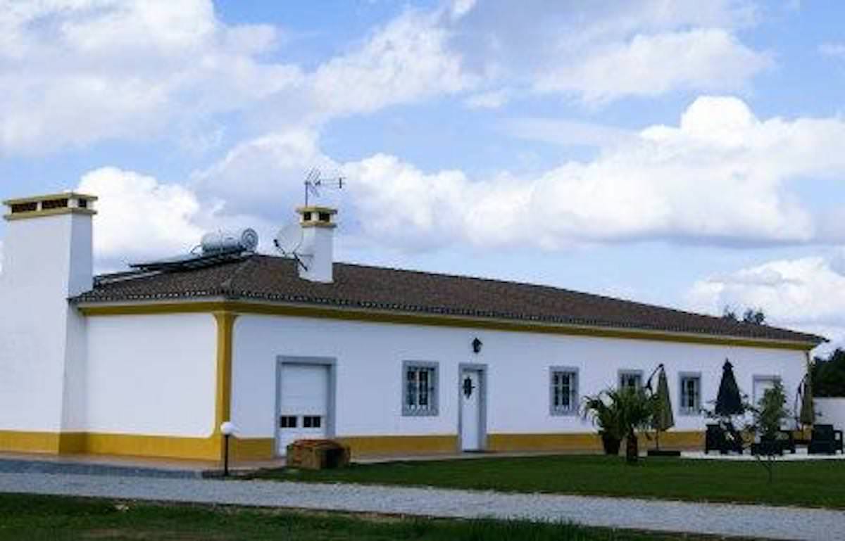 Luxury farm for sale in the typical Alentejo Arraiolos Villas Luz