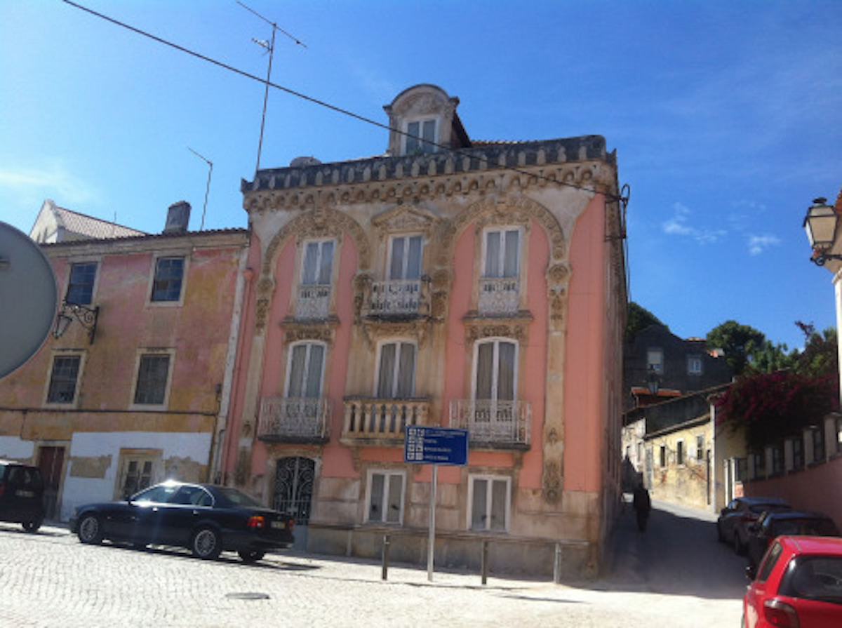 Historical building in the center of the Silver Coast