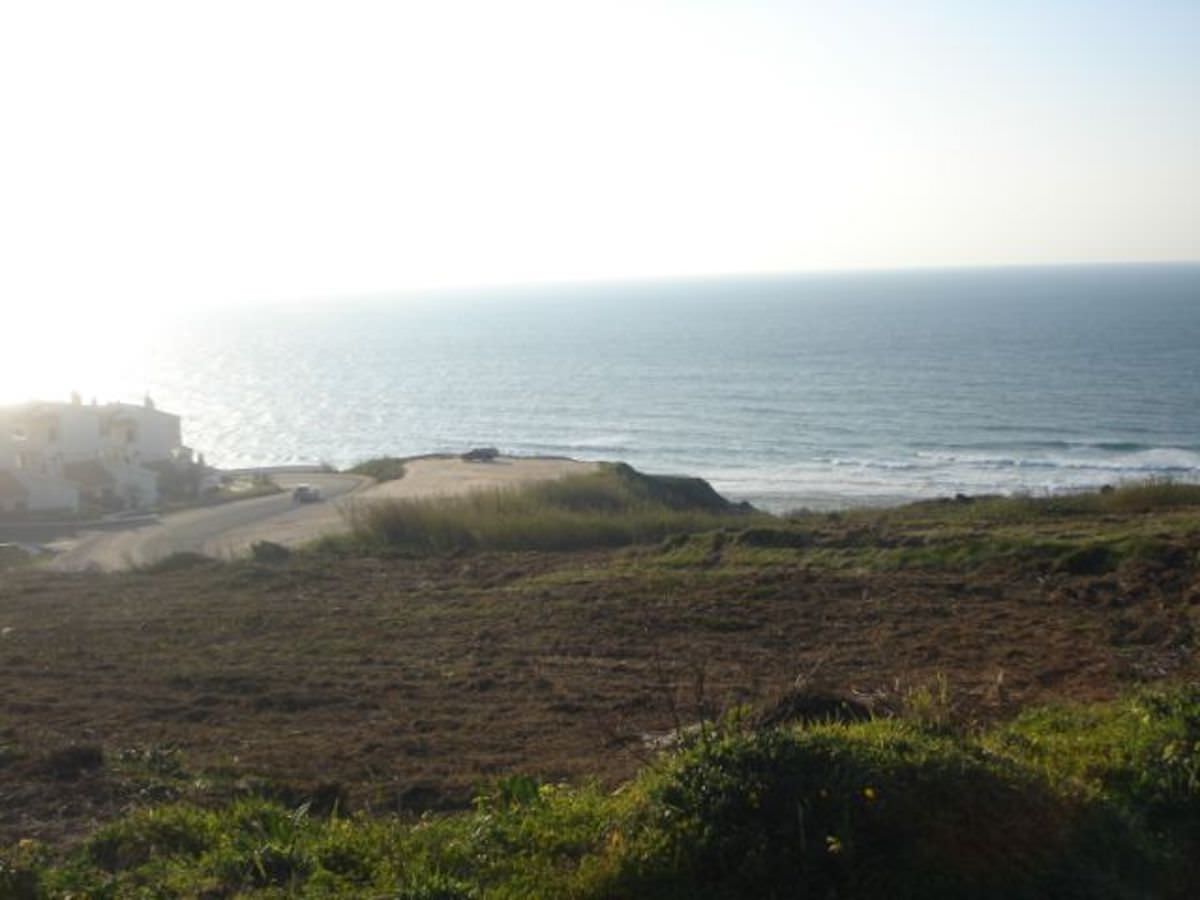 Terreno na Foz do Arelho com vista deslumbrante para o mar