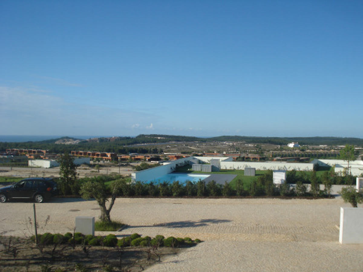 Maison de l’architecte Souto Moura sur le parcours de golf – occasion Excellent!