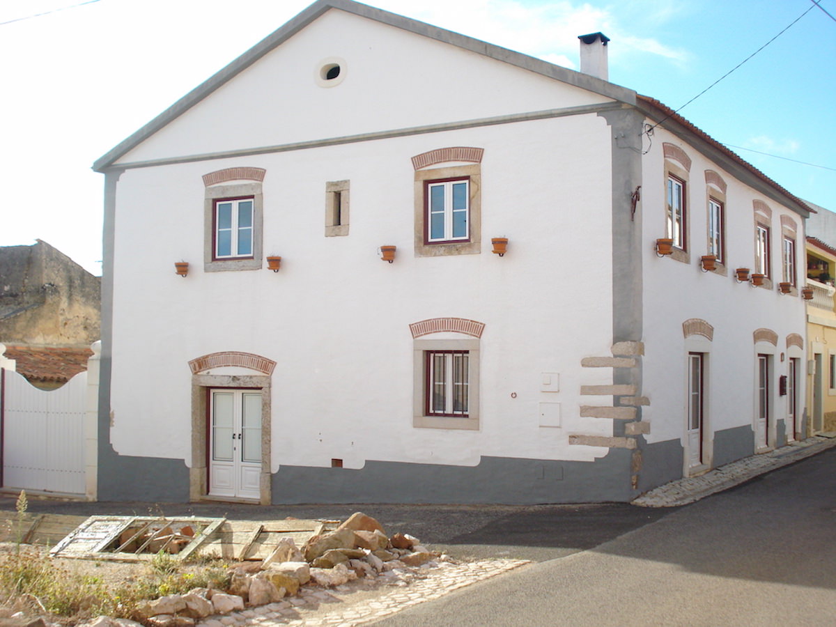 Vende-se casa rústica perto do Cadaval