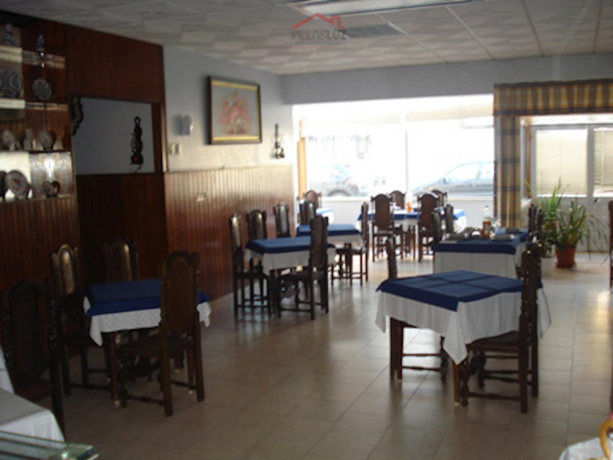 Hôtel / Restaurant et Bar – 26 chambres