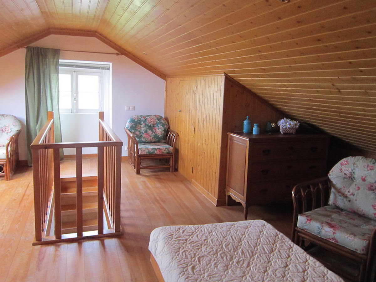 Quinta com grande potencial para B & B, inserida na Serra de Sintra.