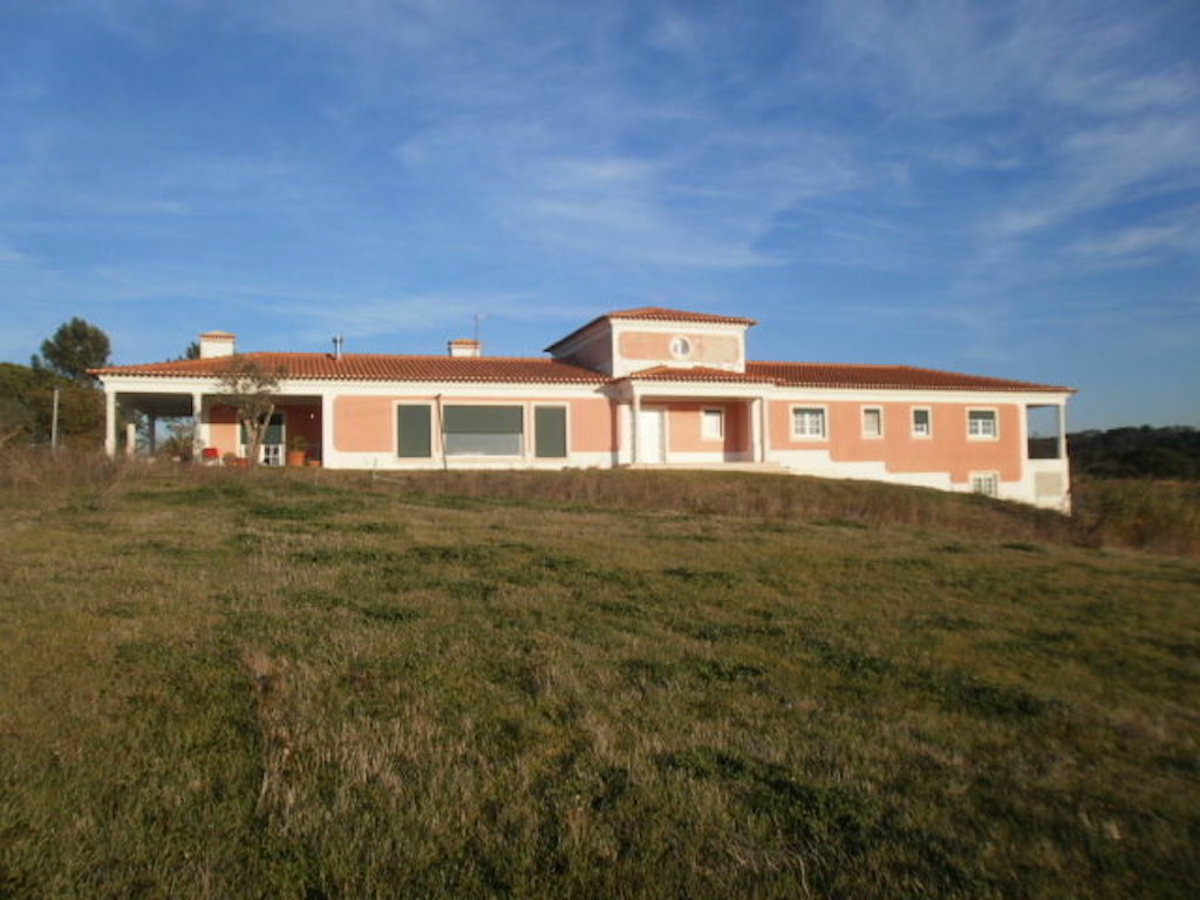 4 bedroom villa close to Óbidos