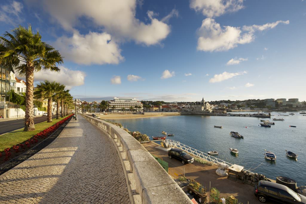 Property for sale in Lisbon Coast Villas Luz Portuguese Real Estate