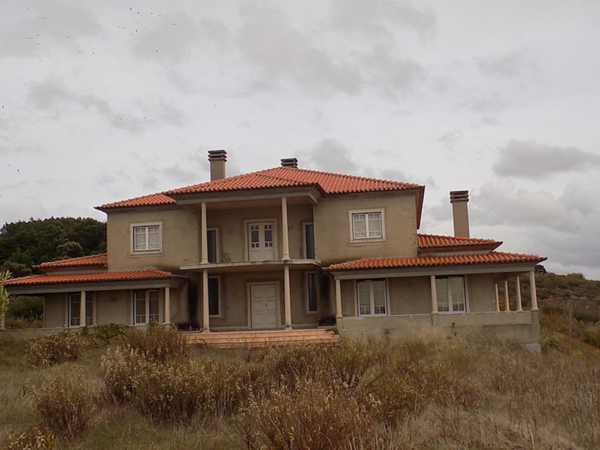 5 bedroom Traditional House for sale in Bombarral