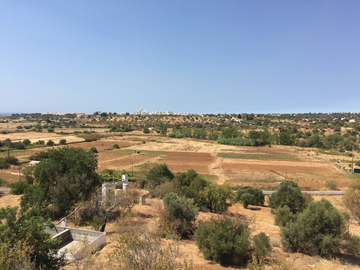 Moradia Geminada V3 para venda em Pêra
