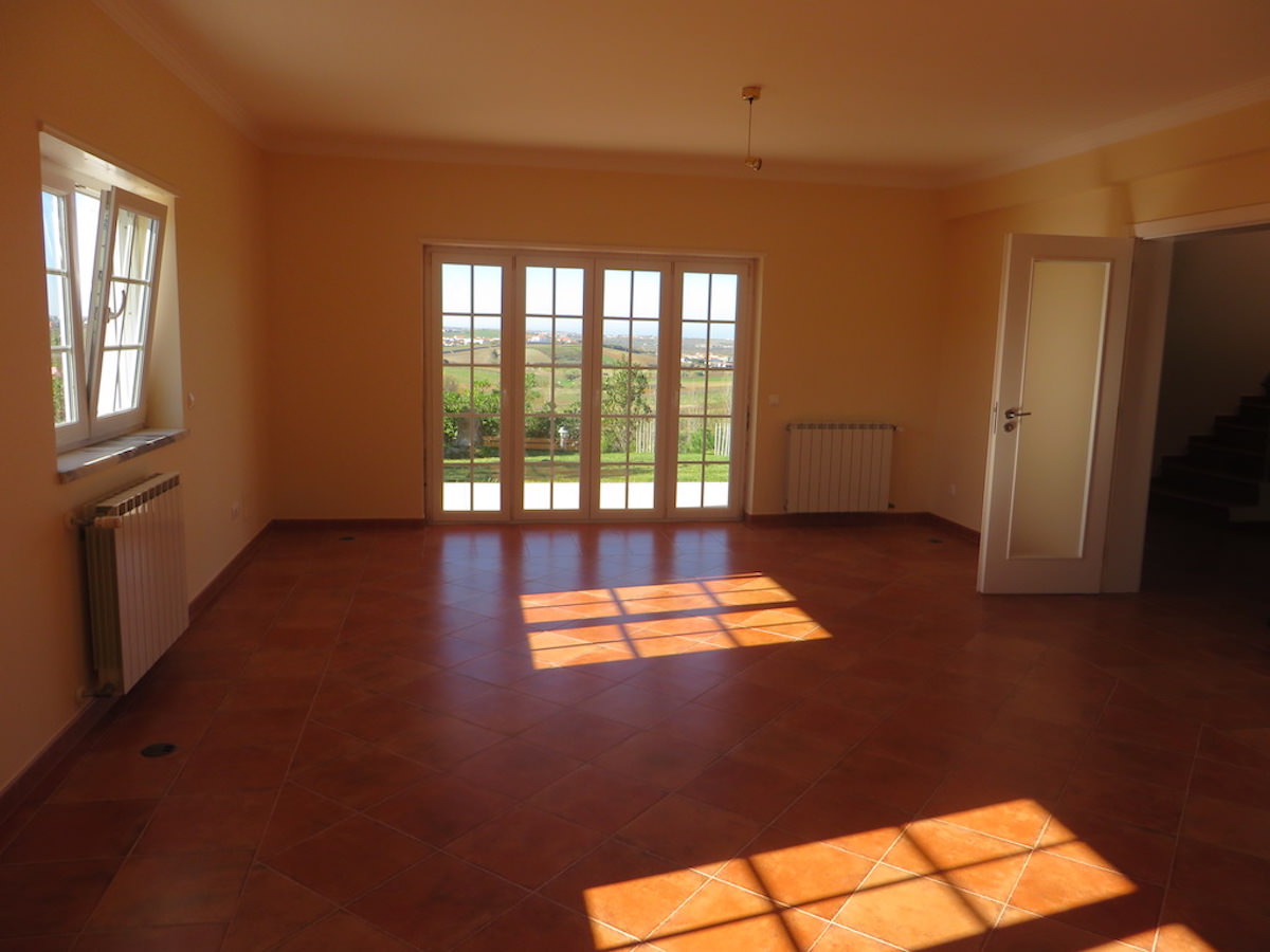 Quinta com produção de vinho perto de Torres Vedras