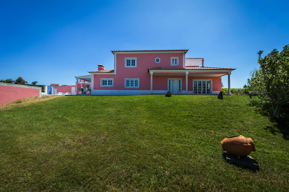 Quinta com produção de vinho perto de Torres Vedras