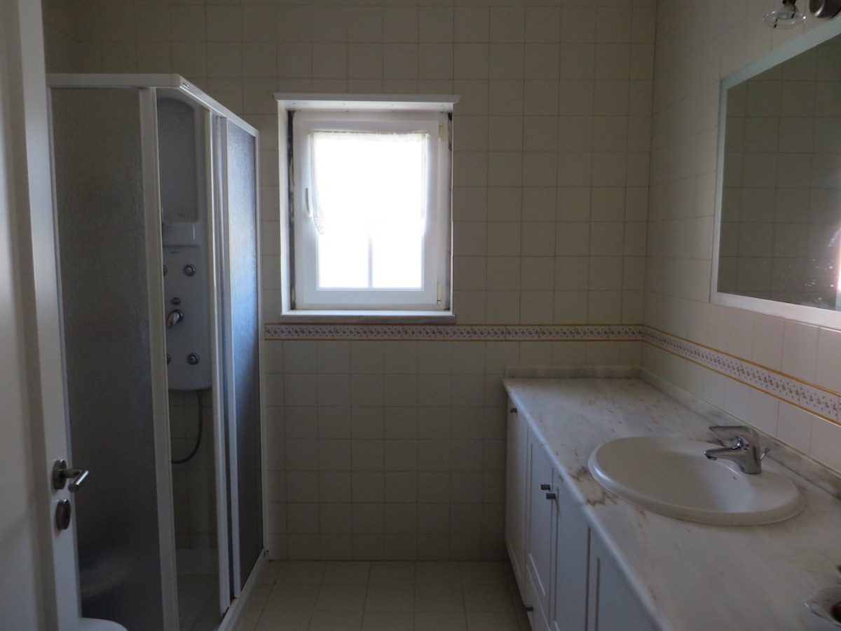 Quinta com produção de vinho perto de Torres Vedras