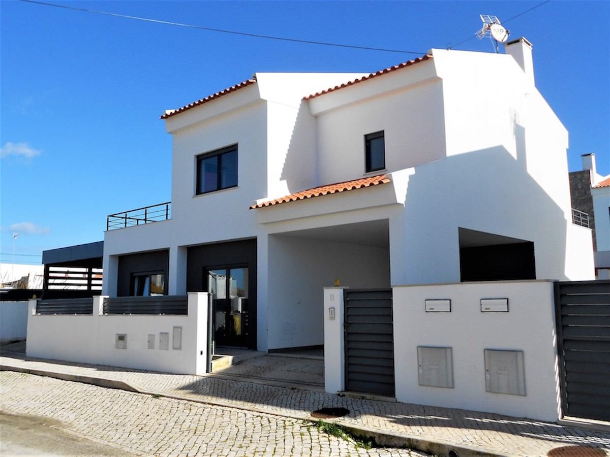 4 bedroom villa near São Martinho do Porto