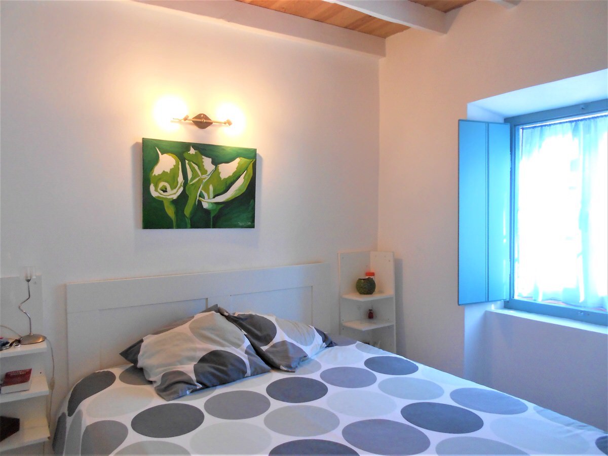 2 +1 Bedroom traditional modernize Villa in the Silver Coast