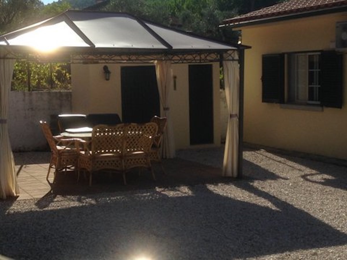 Moradia isolada V3 em Góis com piscina para venda