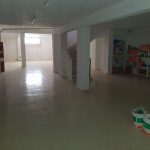 Espaço comercial perto da praia da Oura Albufeira Algarve