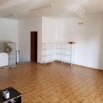 Espaço comercial perto da praia da Oura Albufeira Algarve