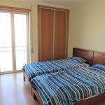 Modern 3 bedroom apartment for sale in Sao Martinho do Porto