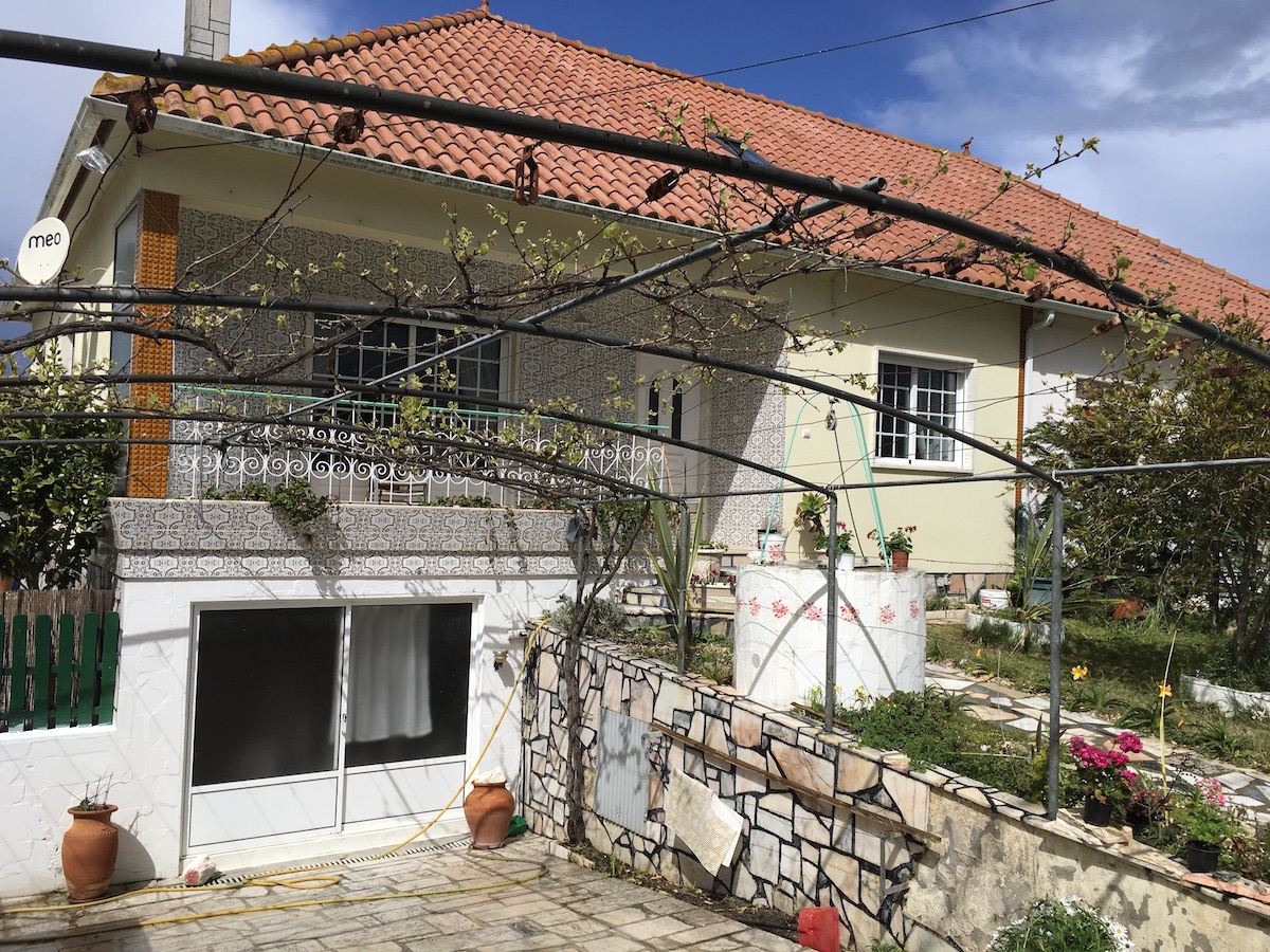 Property for sale in Salir do Porto Villas Luz Portuguese Real Estate