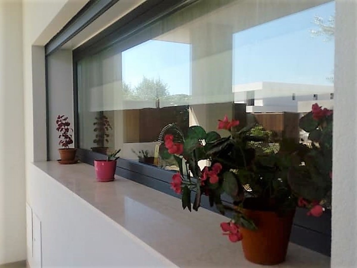 Moradia V4+1 em Olhos de Agua