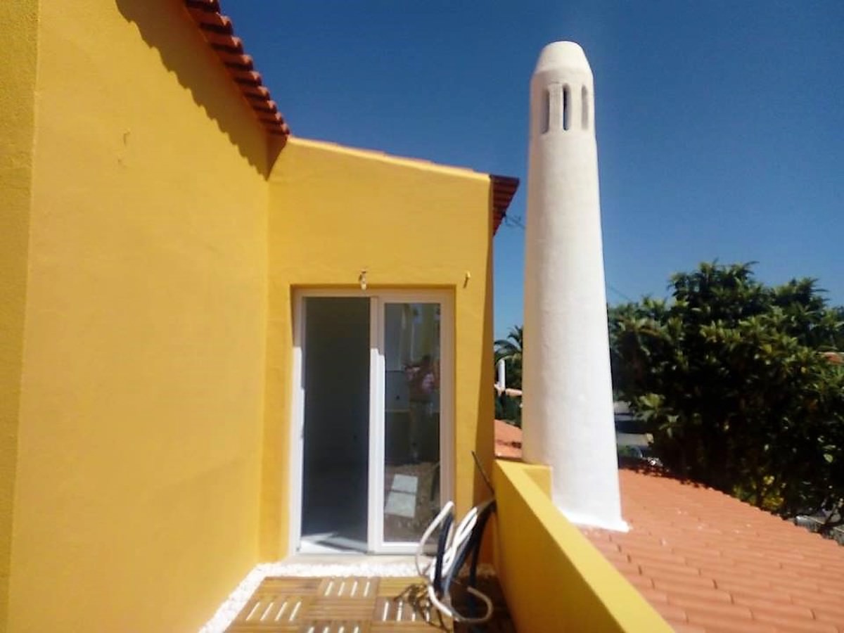 Villa 5 bedrooms completely renovated in Albufeira