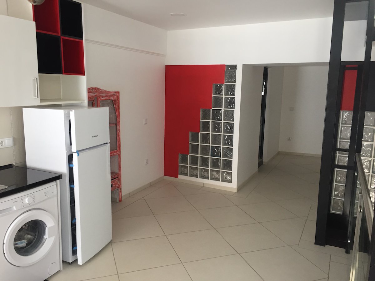 V2 + 1 Townhouse in downtown Albufeira