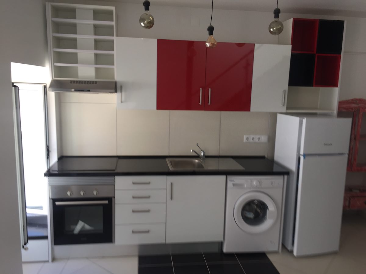 V2 + 1 Townhouse in downtown Albufeira