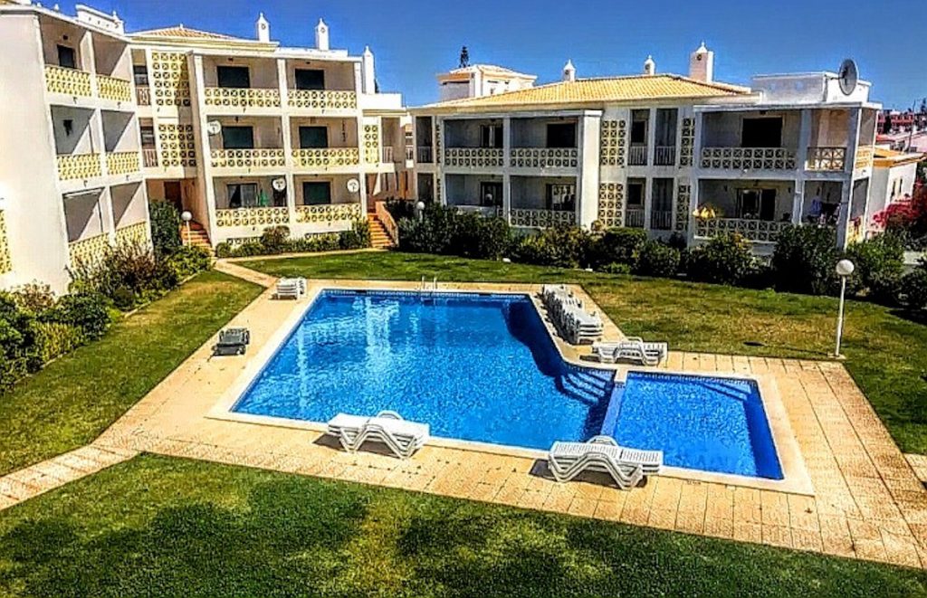 Apartment for sale in Portugal Villas Luz Portuguese Real Estate Agency