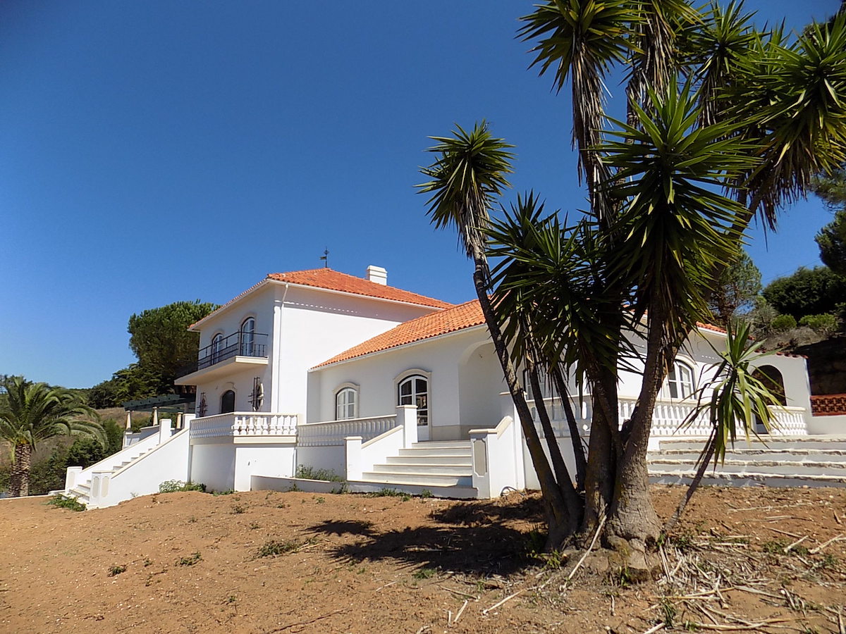 Sea view villa close to Sao Martinho do Porto